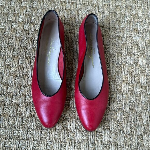 Authentic Red Leather Ballet Flats By Salvatore Ferragamo - Picture 1 of 8